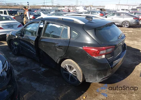 2021 Subaru Impreza Premium 5-Door z USA, uszkodzony, nr VIN 4S3GTAD64M3713160